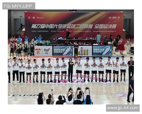 中国篮球联赛迎来新赛季 多支队伍引进强援力争争冠