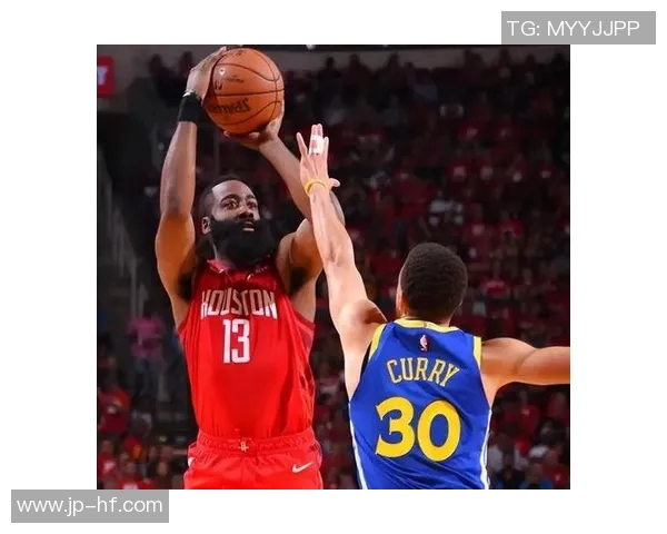 三分球革命:篮球赛场上的新潮流与未来趋势探析 三分球革命:篮球赛场上的新潮流与未来趋势探析